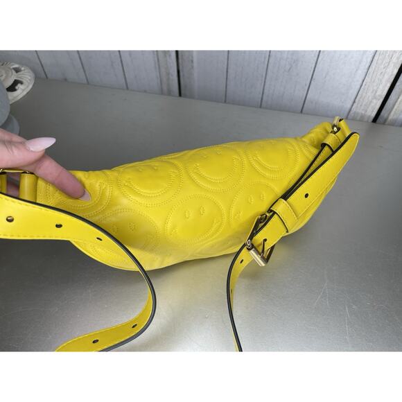MOSCHINO Yellow Smiley Face Leather Waist Bag Bum Bag Metal Logo RARE NWOT - Picture 6 of 10